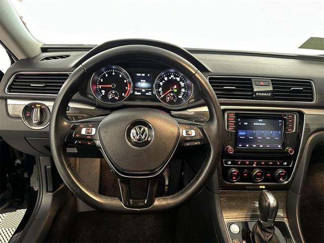 2018 volkswagen passat 2.0t se w/ technology
