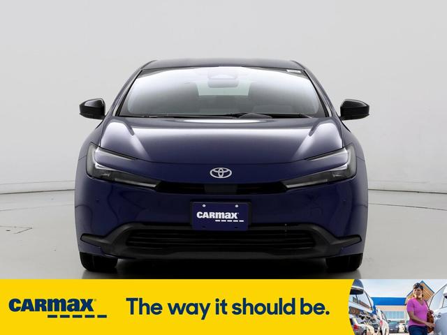 2023 toyota prius le