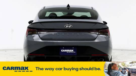2022 Hyundai Elantra