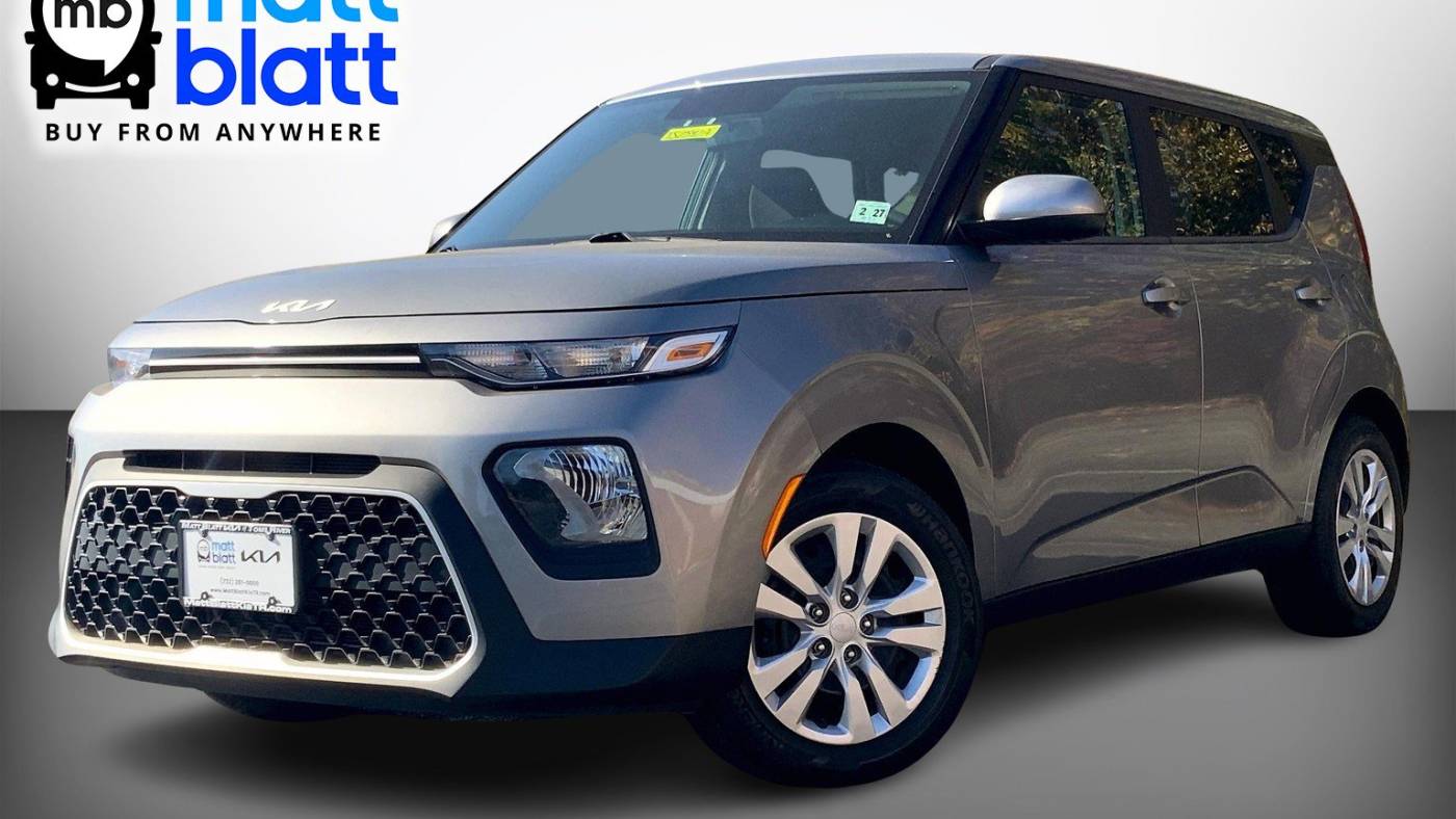 2022 kia soul lx