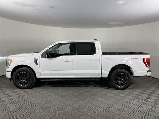 2021 ford f-150 xlt