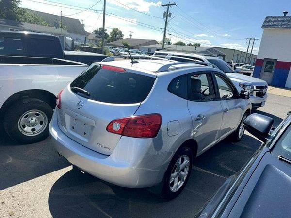 2010 nissan rogue in secaucus, new jersey
