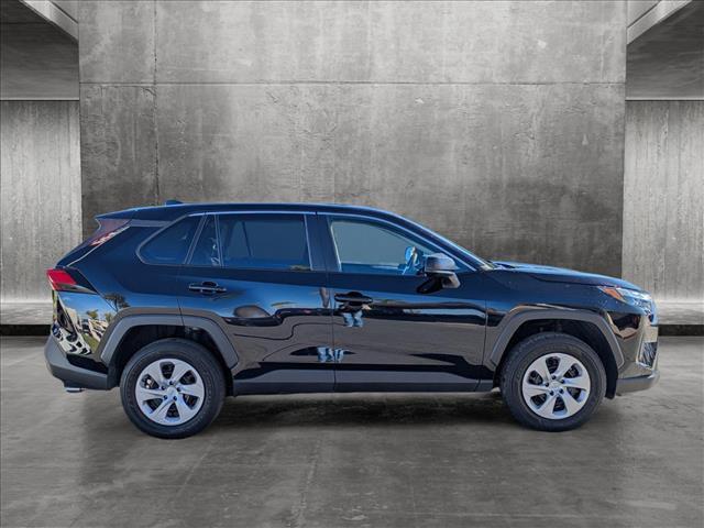 2024 toyota rav4 le