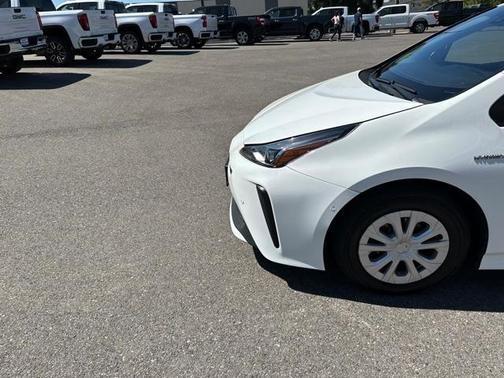 2022 toyota prius in co bluffs, iowa
