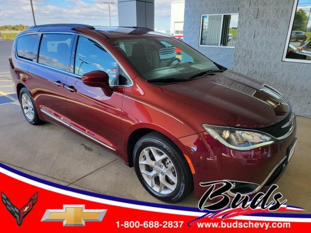 2019 chrysler pacifica touring plus