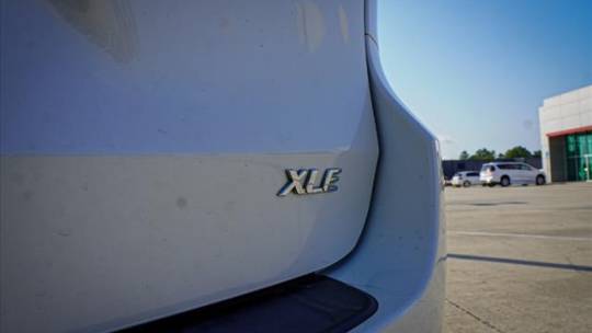 2017 Toyota Sienna xle 7 passenger