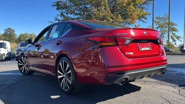2022 nissan altima 2.5 sr