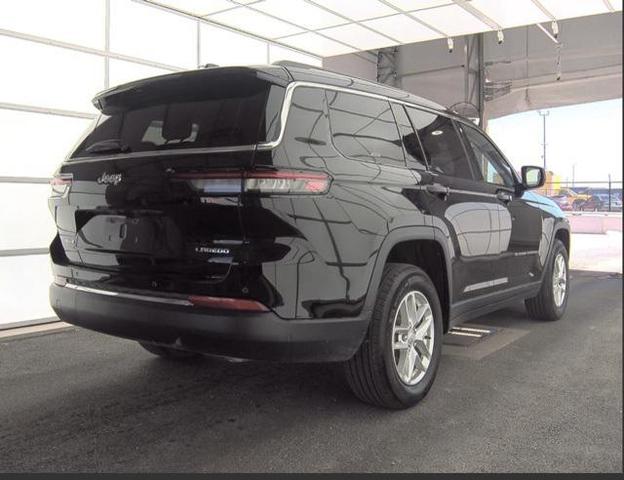 2023 jeep grand cherokee l laredo