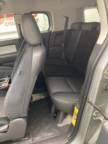 2010 toyota fj cruiser base