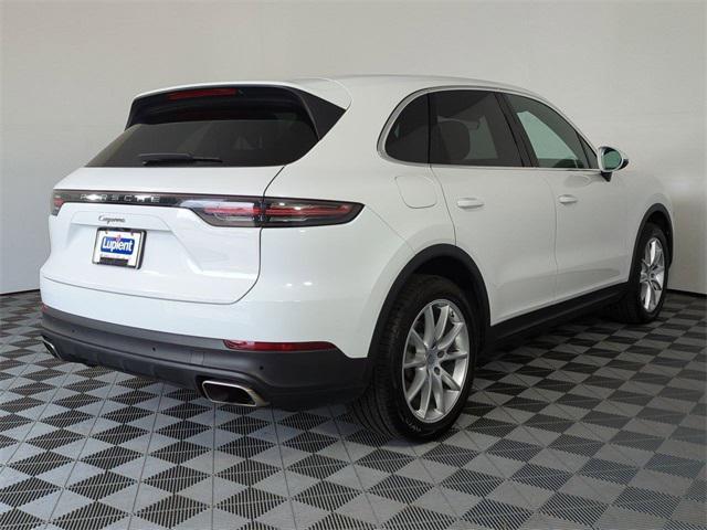2023 porsche cayenne base
