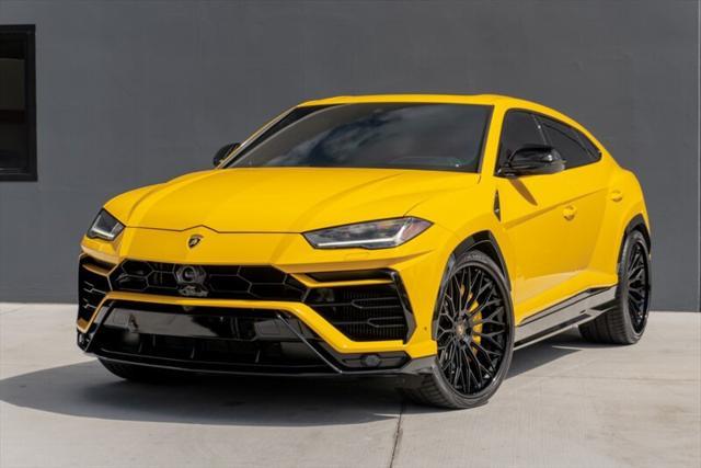 2022 lamborghini urus