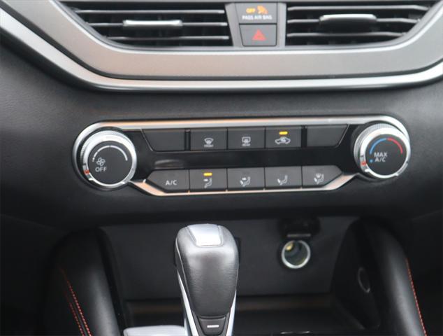 2023 nissan altima sr fwd