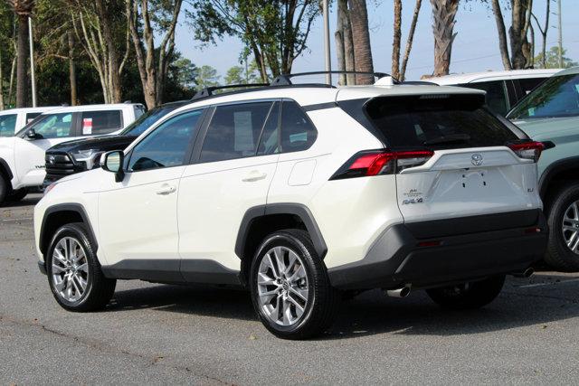 2022 toyota rav4 xle premium
