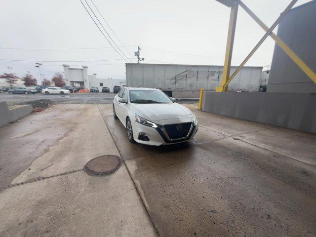 2020 nissan altima 2.5 sv