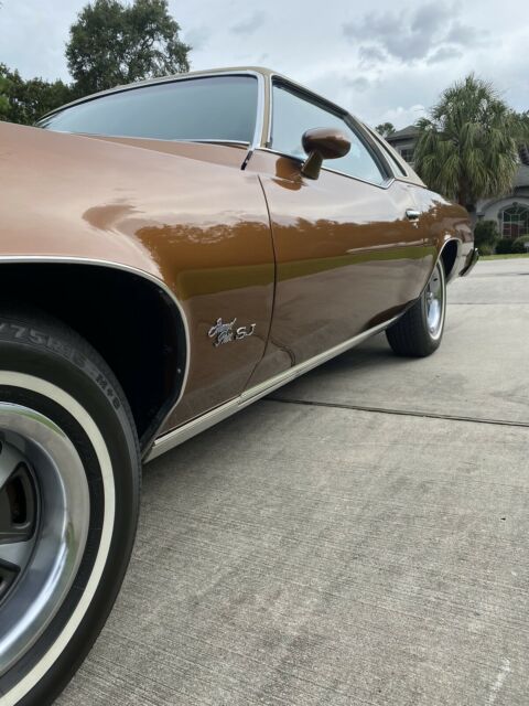 1974 pontiac grand prix brown rwd automatic sj