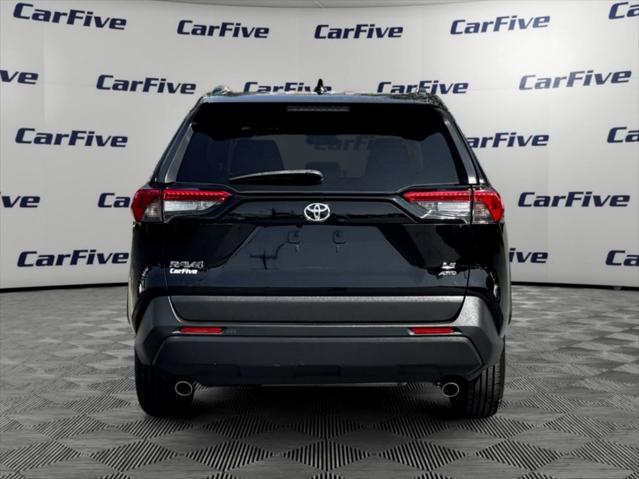 2019 toyota rav4 le