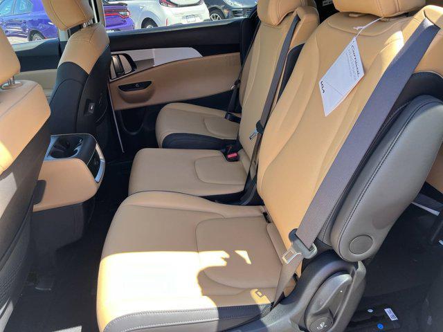 2024 kia carnival lx