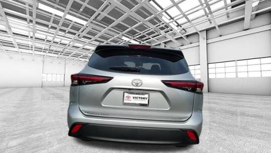 2024 Toyota Highlander