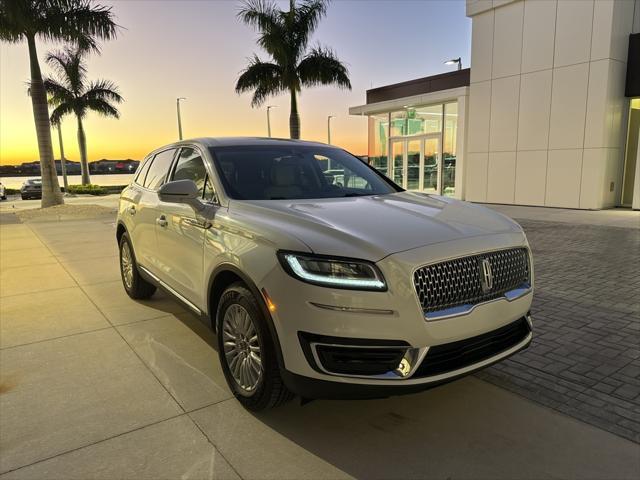2020 lincoln nautilus standard