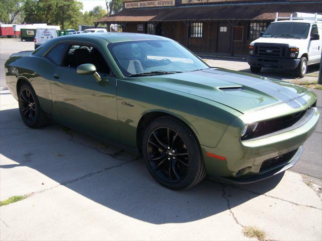 2018 dodge challenger sxt