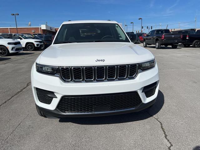 2023 jeep grand cherokee laredo
