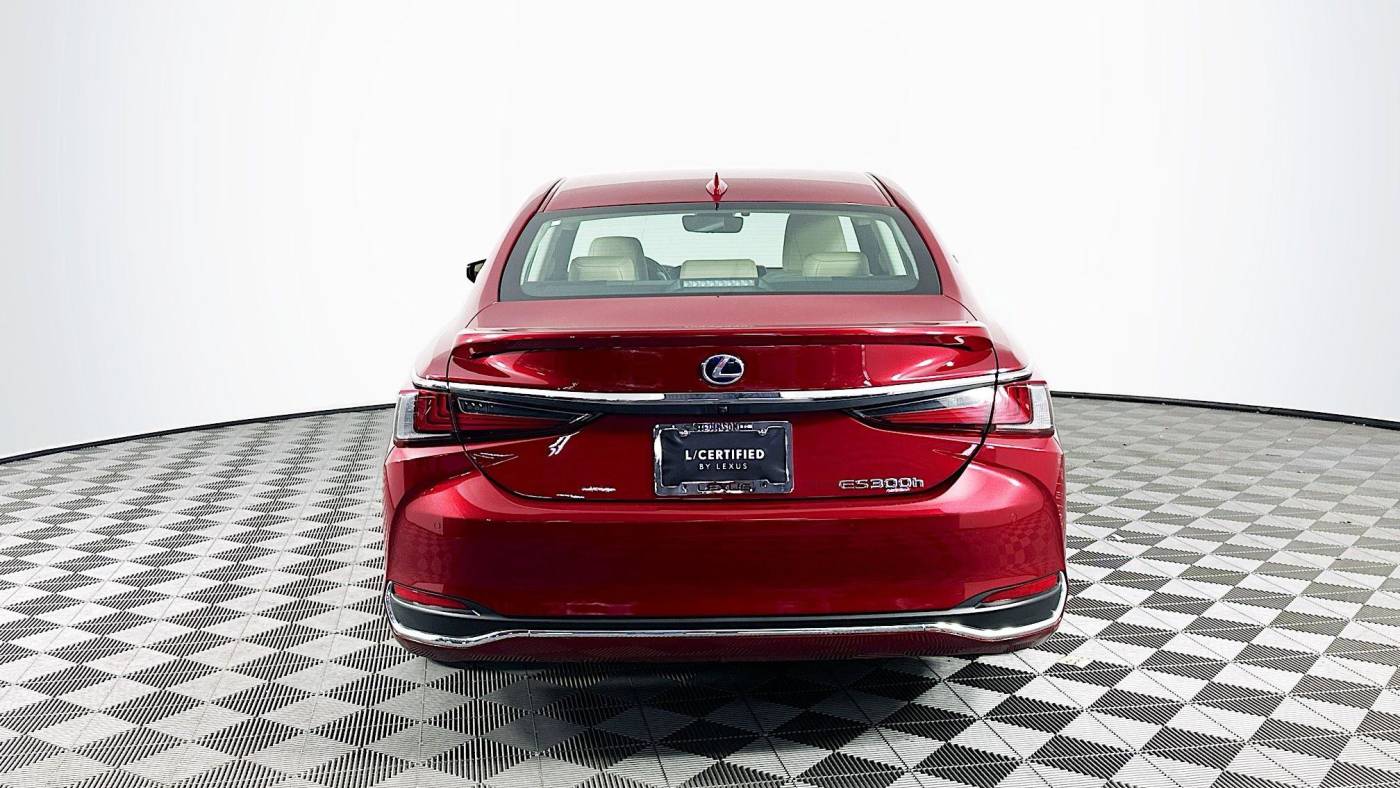 2021 lexus es 300h luxury
