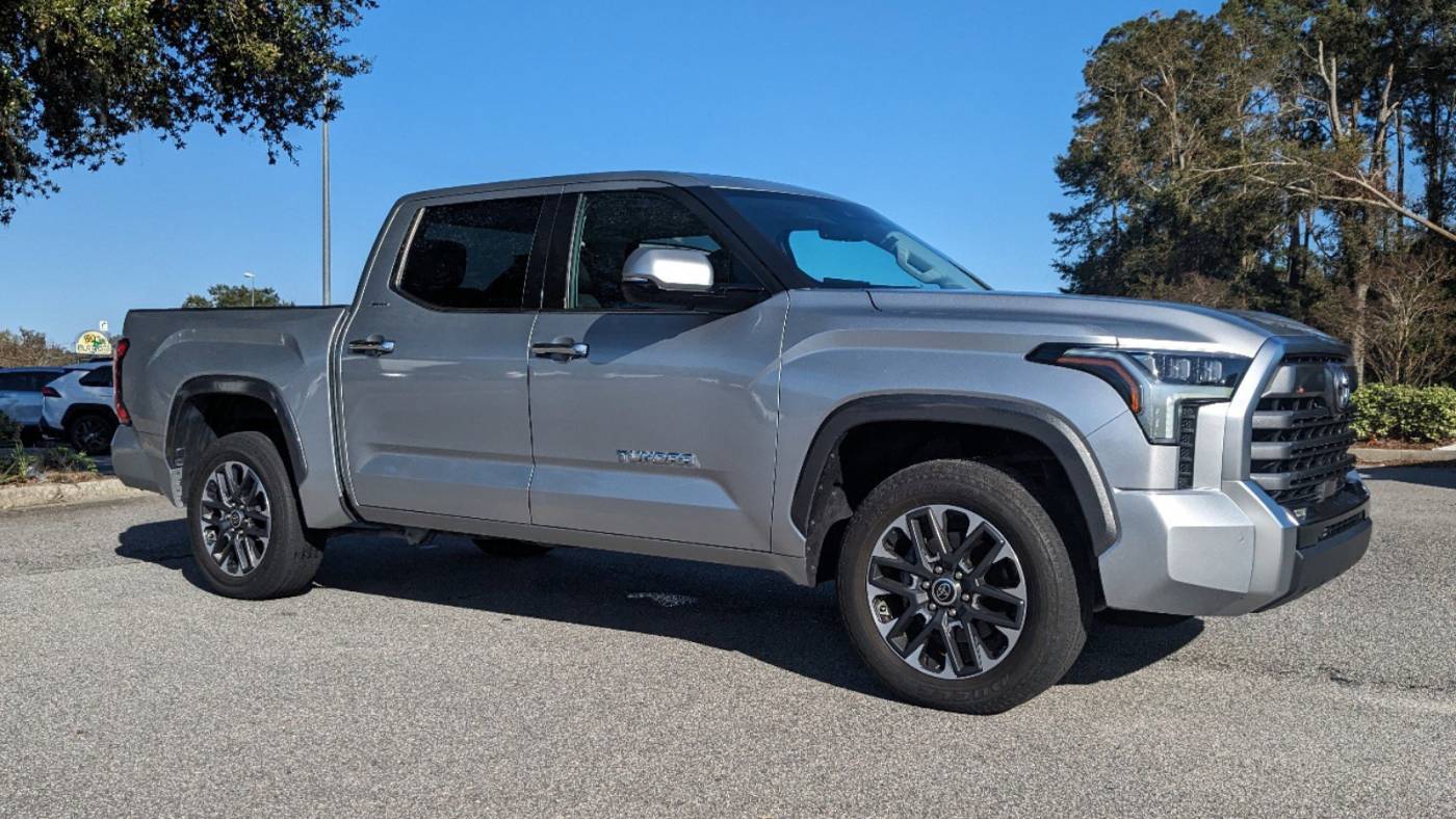 2023 toyota tundra limited