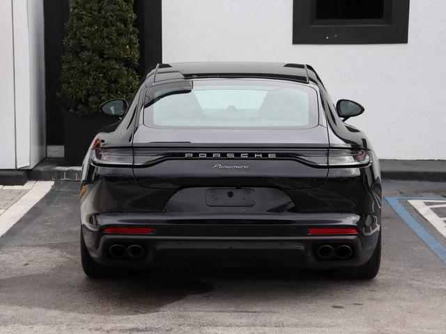 2023 porsche panamera platinum edition