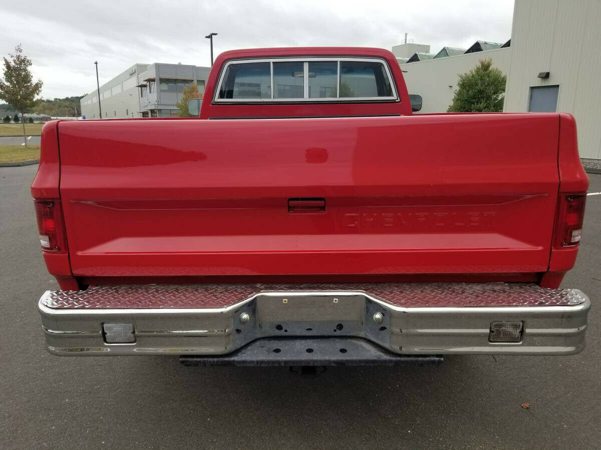 1985 chevrolet c/k pickup 1500 custom deluxe