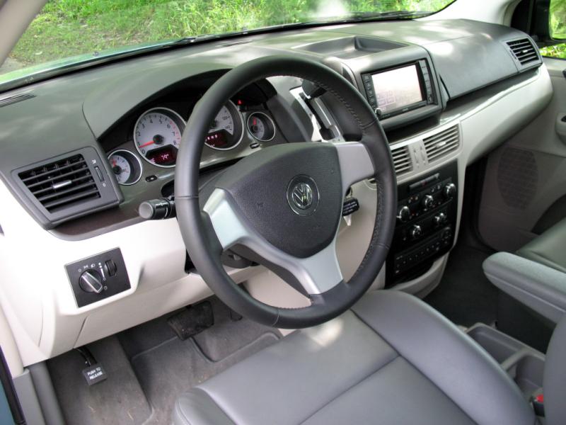 2014 Volkswagen Routan