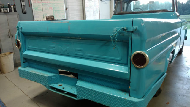 1959 gmc fleetside custom cab pickup