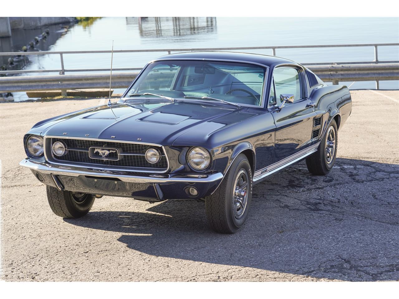1967 ford mustang