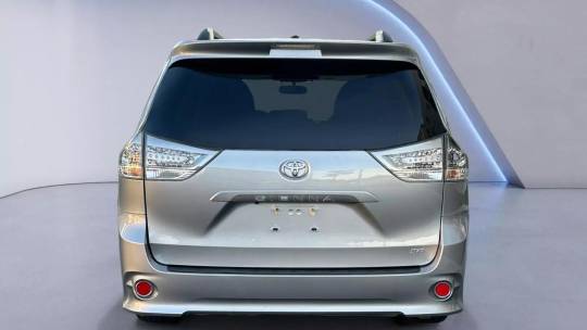 2016 Toyota Sienna