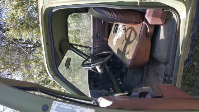 1986 chevrolet k 20 m1008 military pick up
