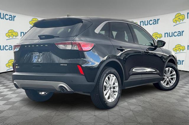 2021 ford escape se