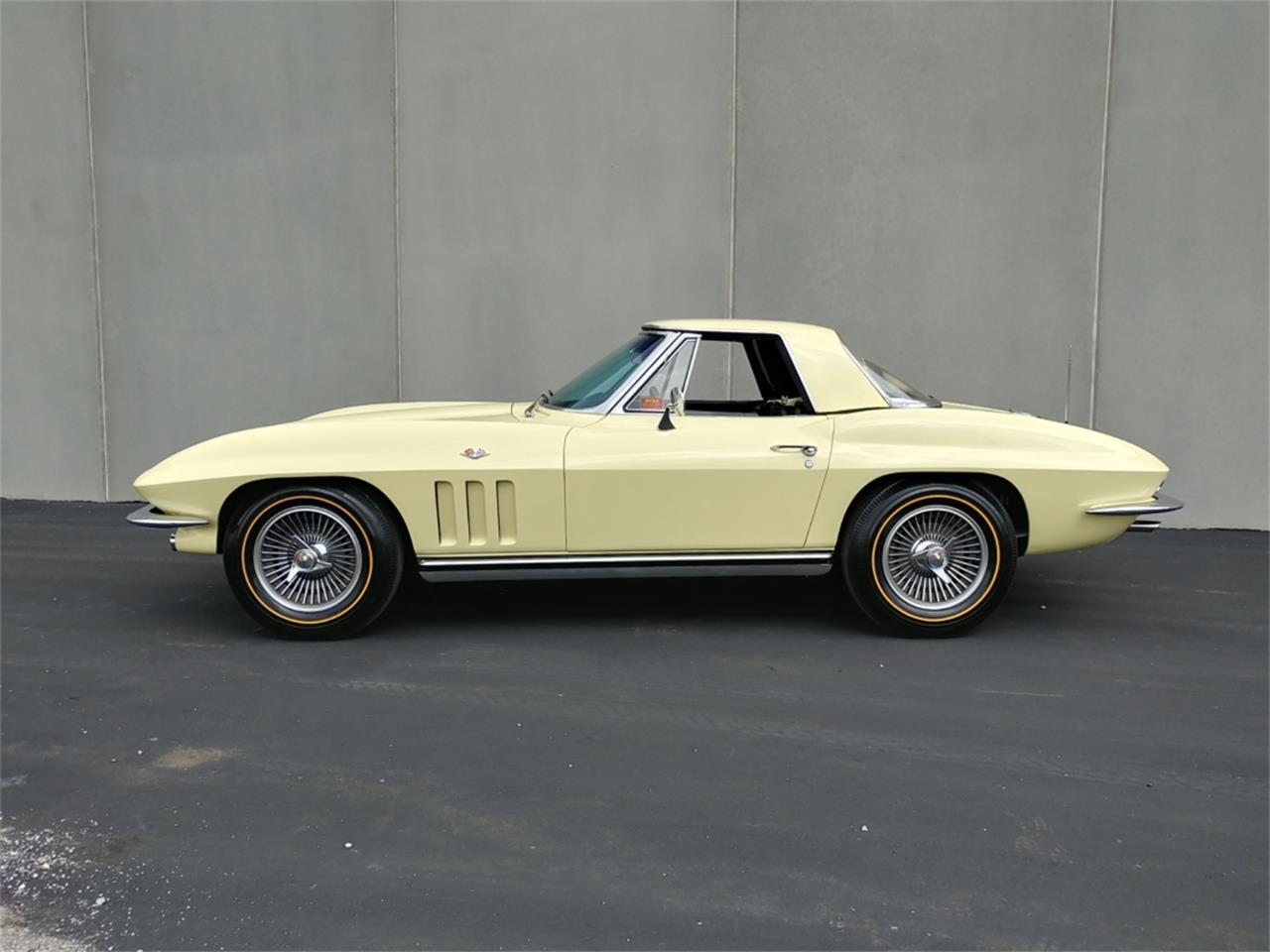 1965 chevrolet corvette