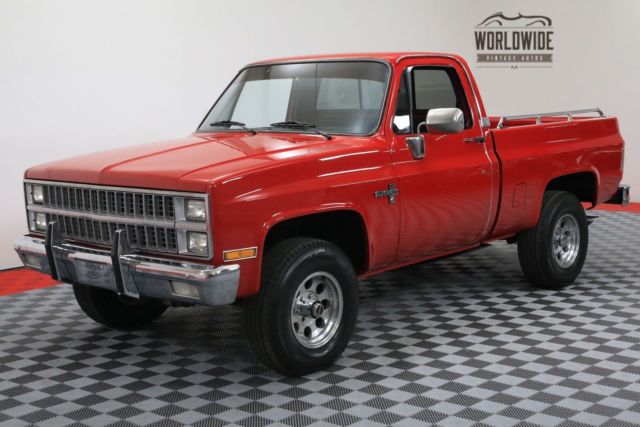 1982 red restored. ac 4x4 ps pb. show quality.!