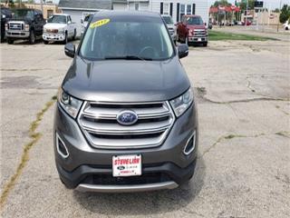 2017 Ford Edge titanium