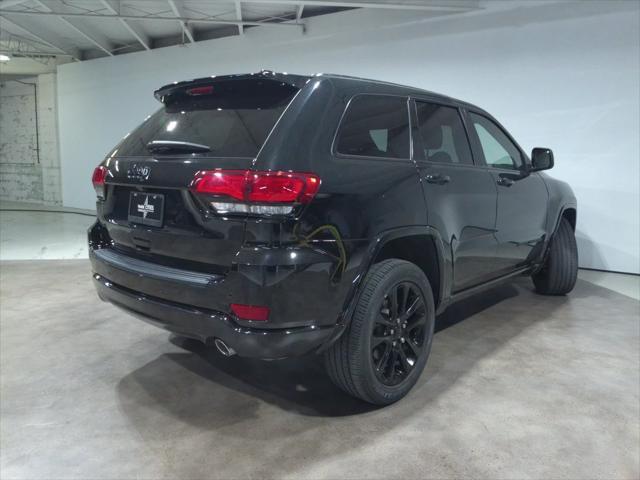 2021 jeep grand cherokee laredo