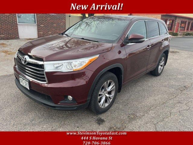 2014 toyota highlander le plus