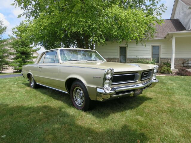 1965 pontiac tempest with pontiac 421 tri power 4 speed gto options
