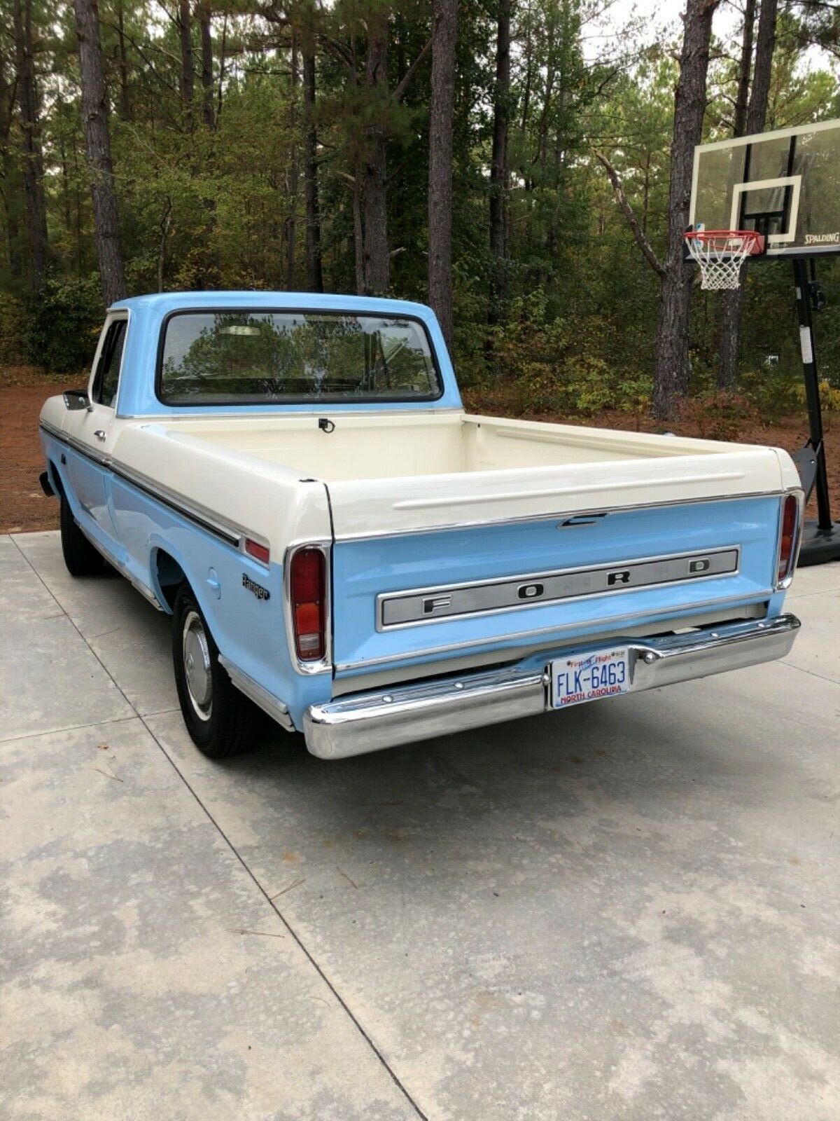classic shortbed ford f-100. excellent driving condition