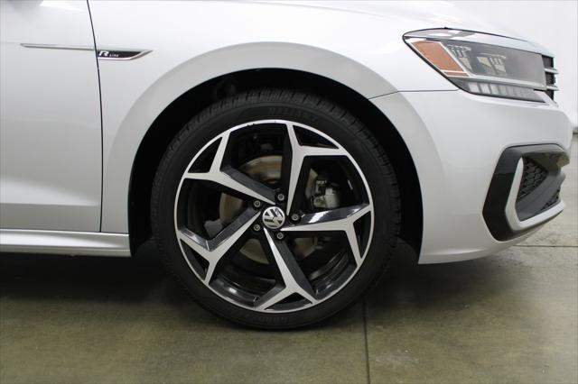 2020 volkswagen passat 2.0t r-line