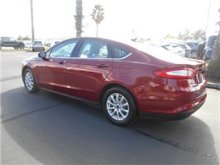 2016 Ford Fusion (North America) s