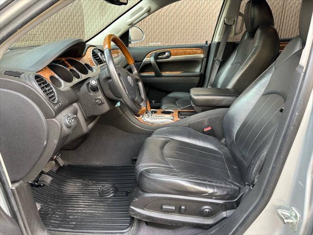 2010 buick enclave 2xl