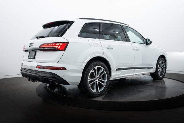 2025 audi q7 45 premium plus