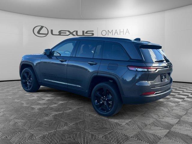 2023 jeep grand cherokee altitude