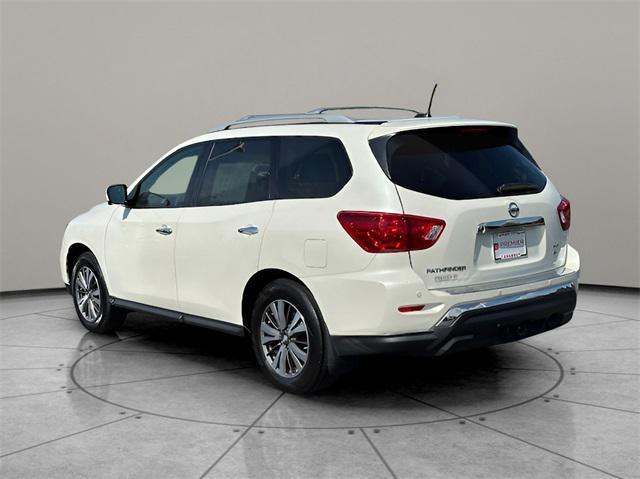 2017 nissan pathfinder sl