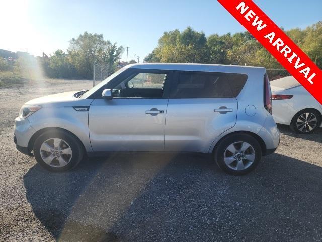 2019 kia soul base