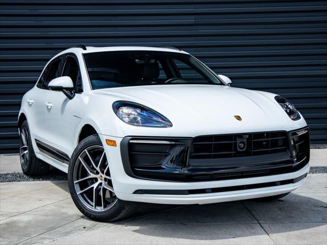 2024 porsche macan base